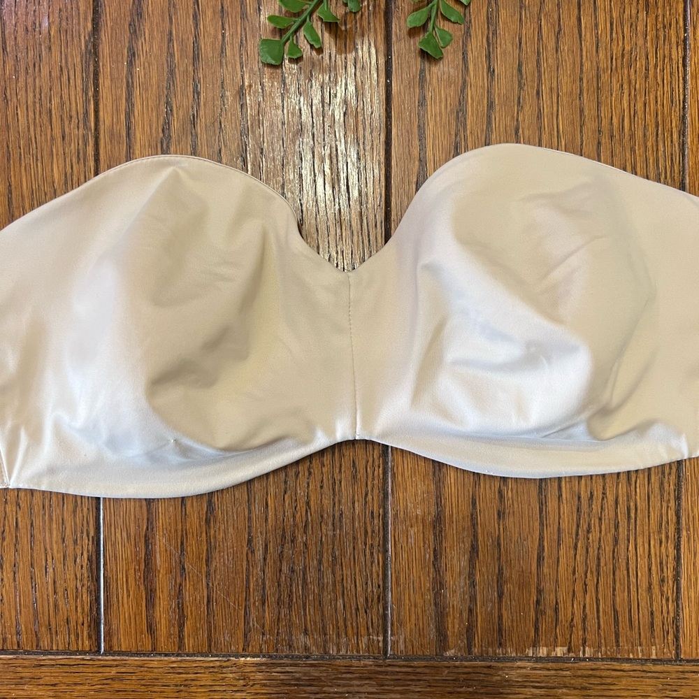 Strapless Smooth Nude Bra